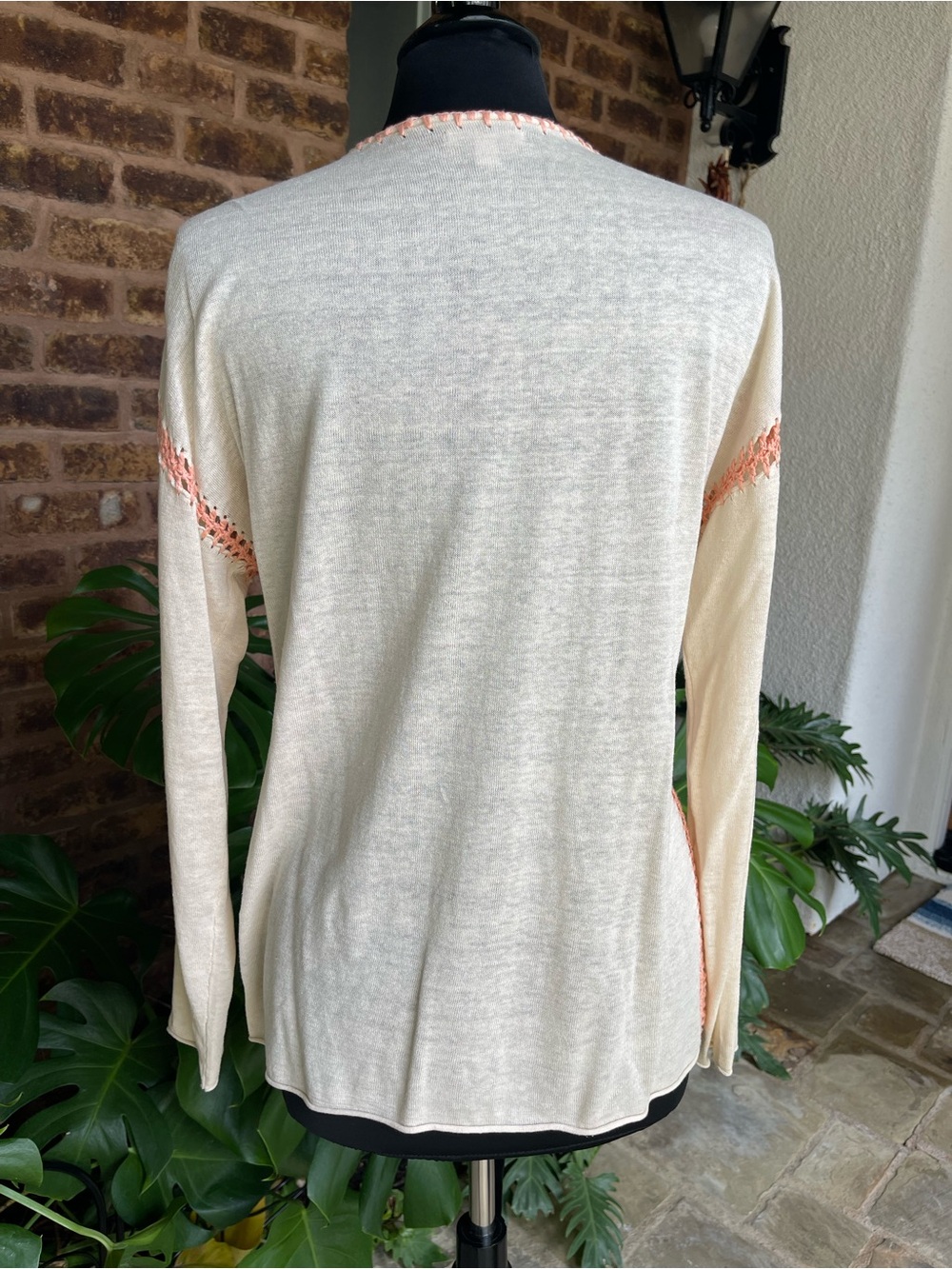 Johnny Was Cream Embroidered Tiger V-Neck Top - Picture 2 of 8
